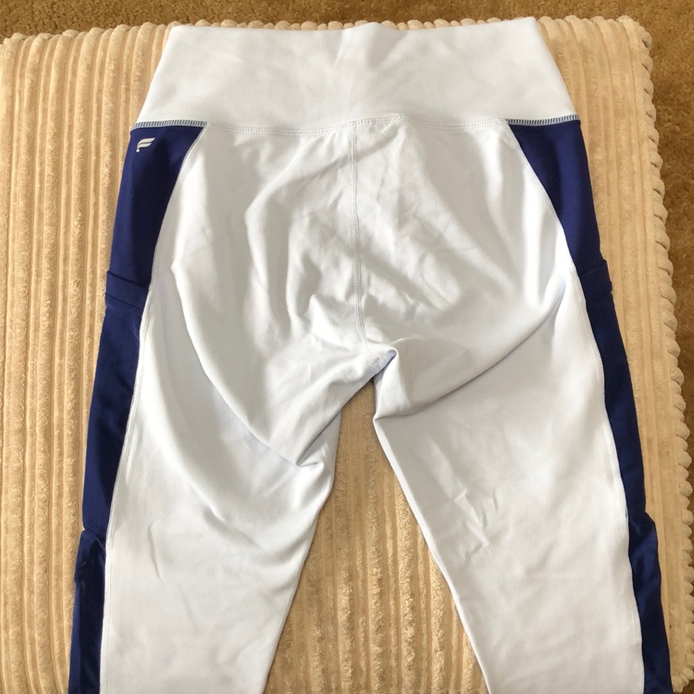 Fabletics Powerhold capris - Picture 2 of 3